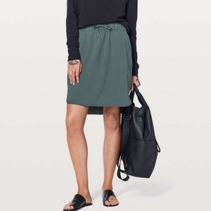 Lululemon On The Fly Skirt 21" Gravity Green Unlined 4 Drawstring Pockets